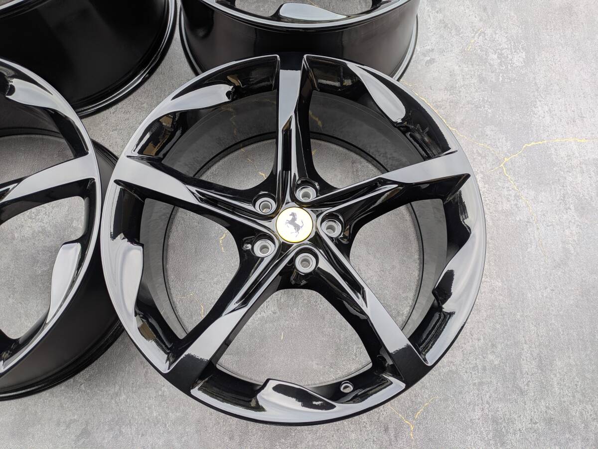 Ferrari SF90 Stradale Forged OEM 20 inch 9.5J +43.3 / 11.5J +35.9 PCD114.3 Gloss Black 4 wheels