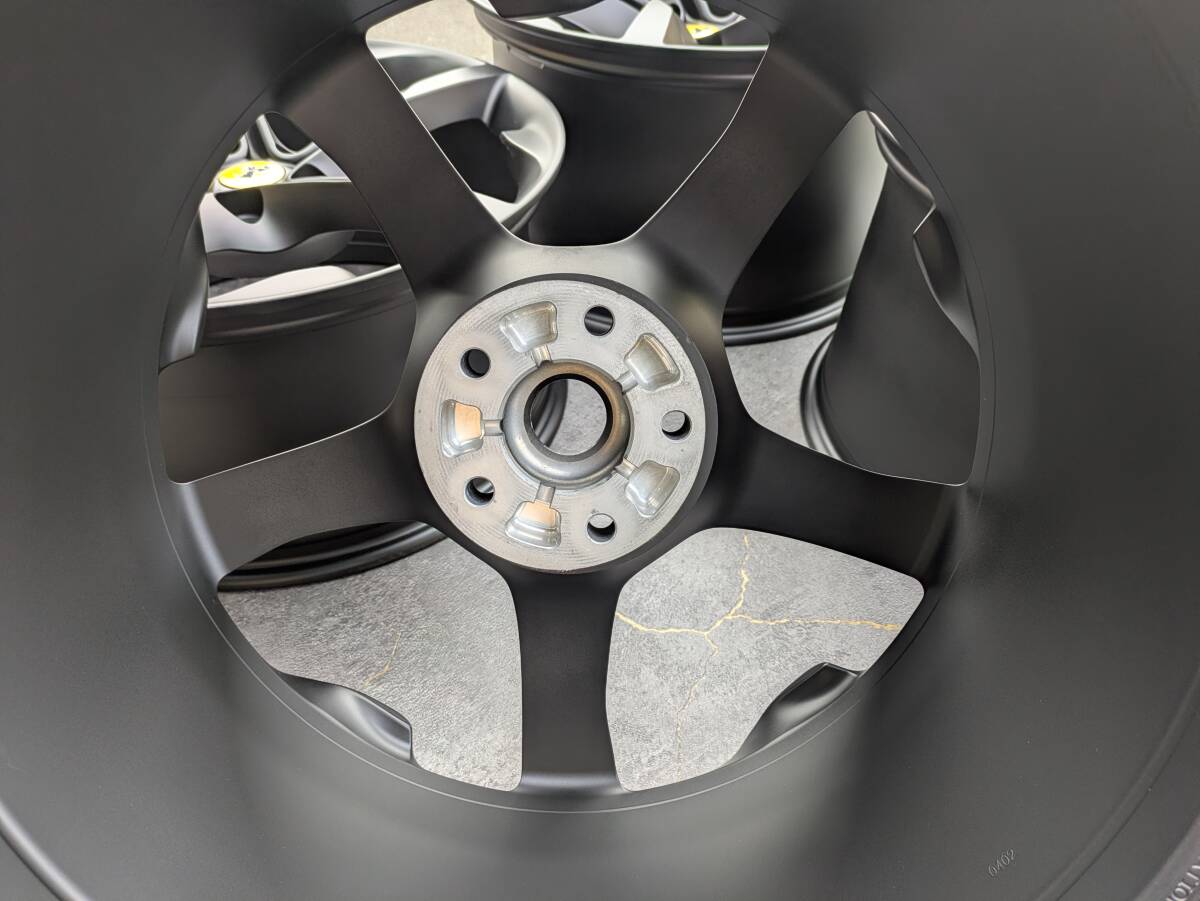Ferrari SF90 Stradale Forged OEM 20-inch 9.5J +43.3 / 11.5J +35.9 PCD114.3 Satin Black 4 pcs.