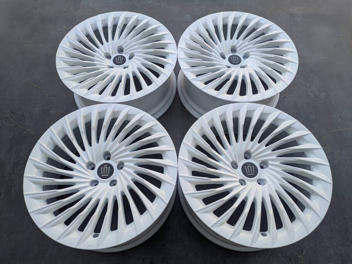 トヨタ クラウン セダン 純正 20インチ 8.5J +30 PCD120 グロスホワイト 4本