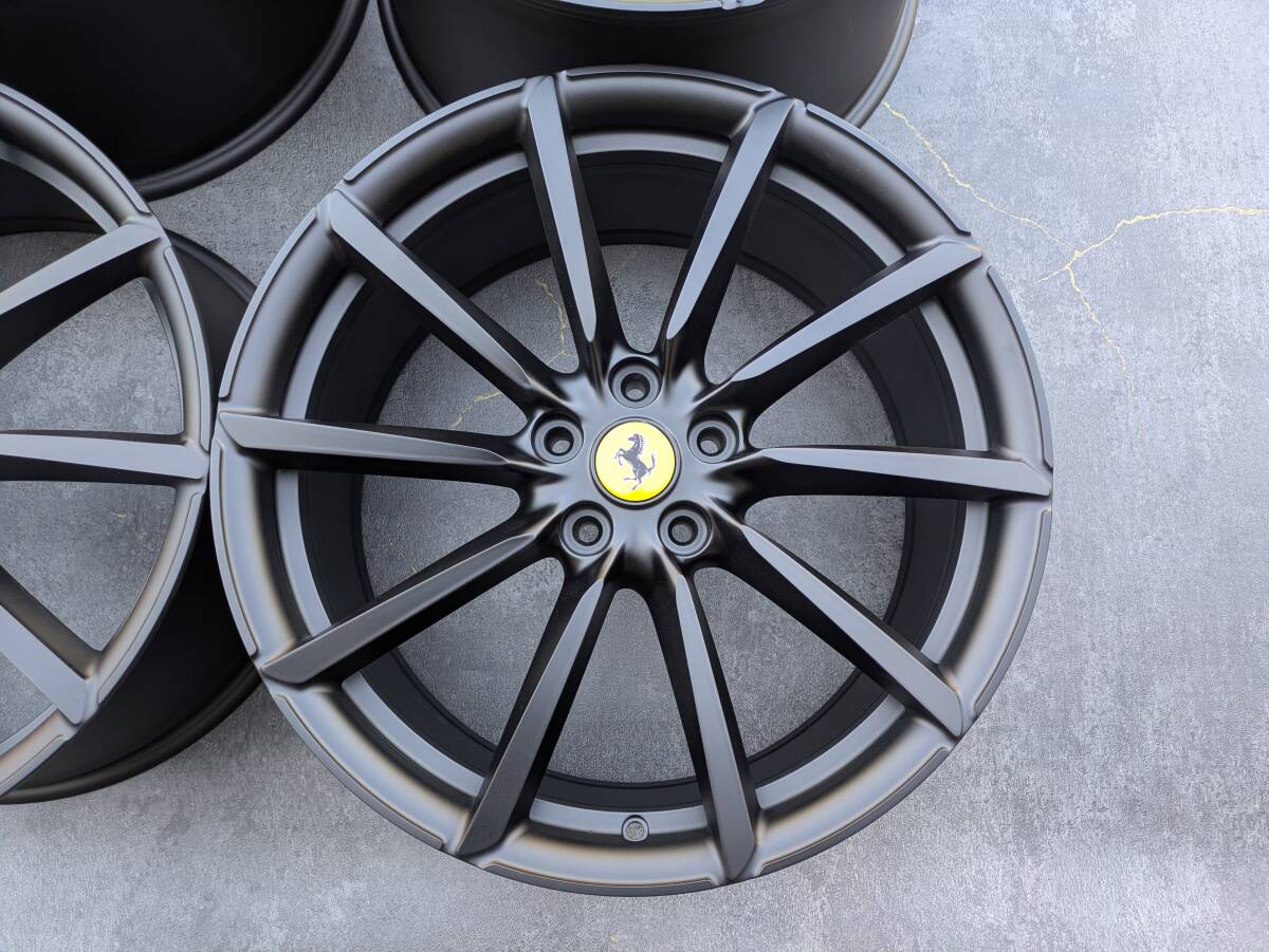 フェラーリ F12 ベルリネッタ GENUINE OZ製 鍛造 純正OP 20インチ 9.5J +48.4 / 11.5J +71.6 PCD114.3 サテンブラック 4本