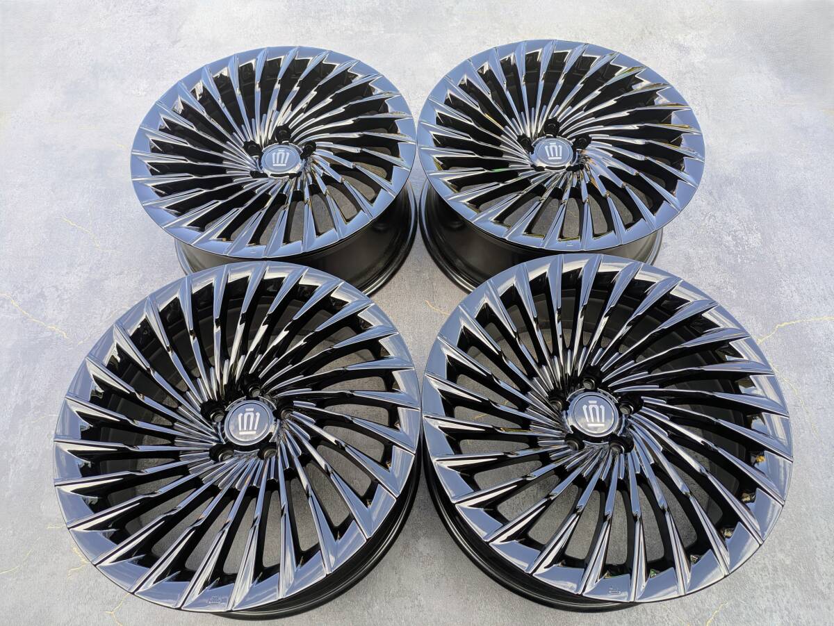 トヨタ クラウン セダン 純正 20インチ 8.5J +30 PCD120 グロスブラック 4本