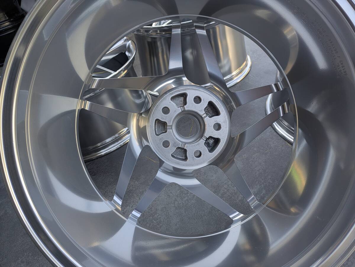 フェラーリ F8 トリブート 鍛造 純正 20インチ 9J +44.7 / 11J +38.5 PCD114.3 フルポリッシュ 3Dバフ バレル研磨 4本